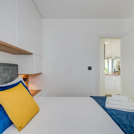 Panorama Coastal Haven بيت ضيافة سبليت