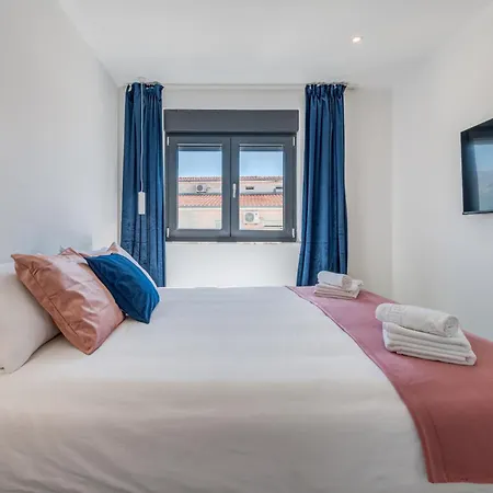 بيت ضيافة Panorama Coastal Haven سبليت
