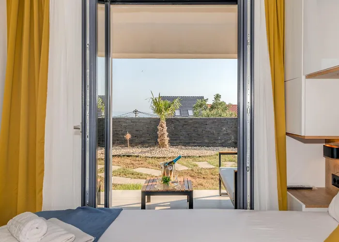 Panorama Coastal Haven Split