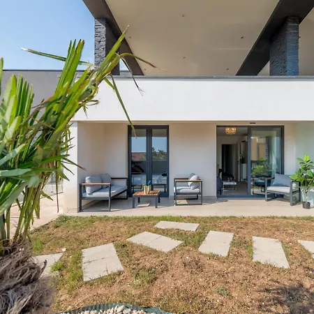 בית הארחה Panorama Coastal Haven 4*